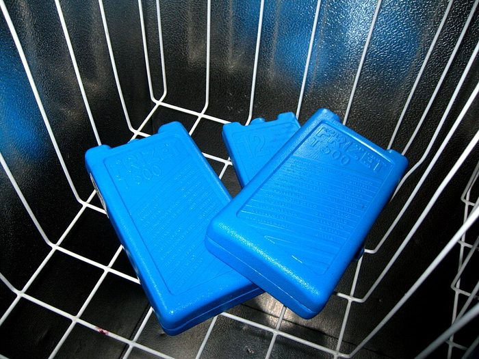 Reusable gel freezer ice packs